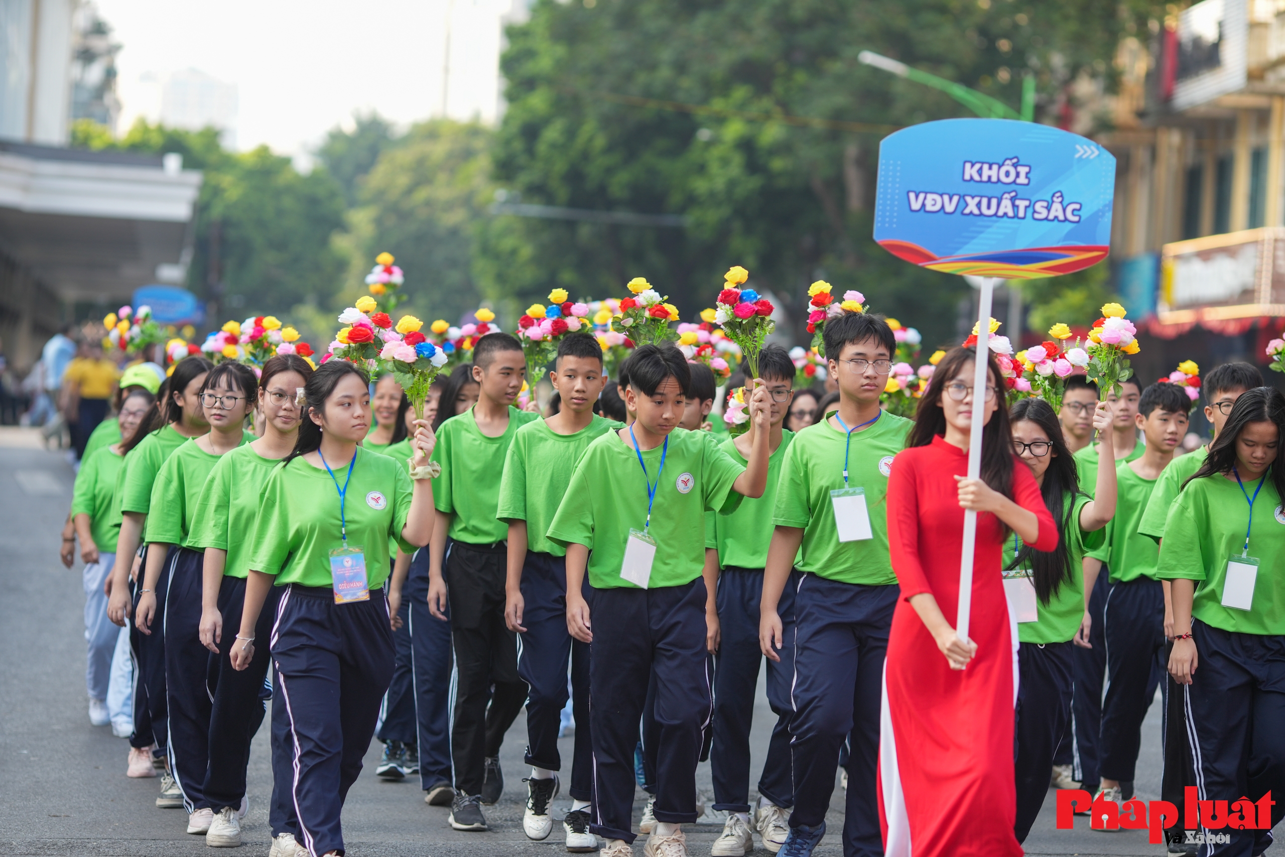 Toàn cảnh lễ khai mạc Đại hội Thể dục Thể thao phường Hoàn Kiếm lần thứ I năm 2025