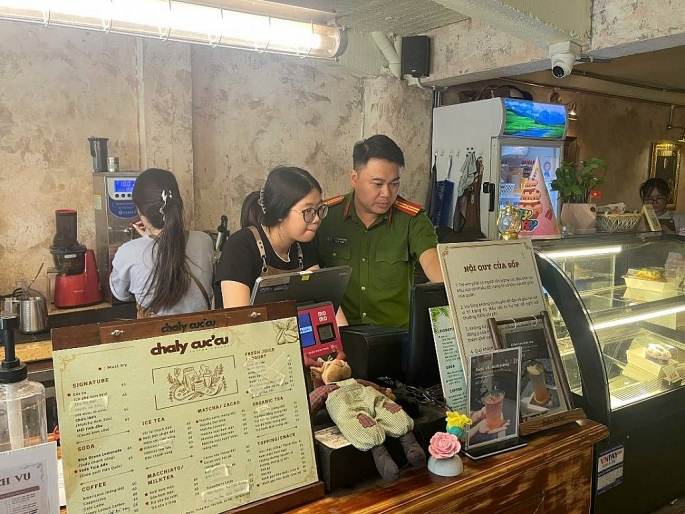 Chung tay vì Thủ đô an toàn, văn minh và phát triển bền vững Chung tay vì Thủ đô an toàn, văn minh và phát triển bền vững