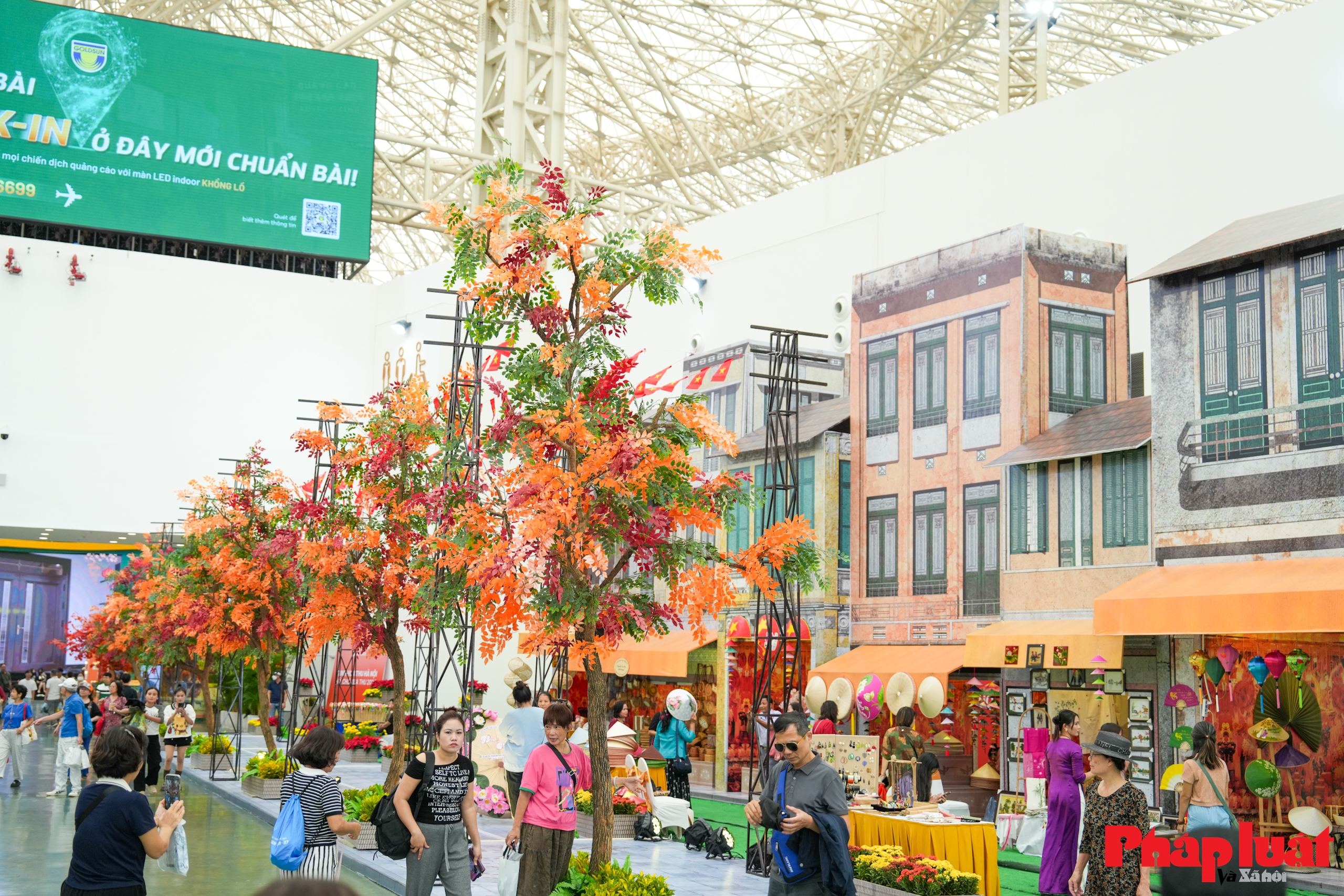 “Tinh hoa Thu Hà Nội” – Không gian văn hoá đặc sắc tại Hội chợ Mùa Thu 2025