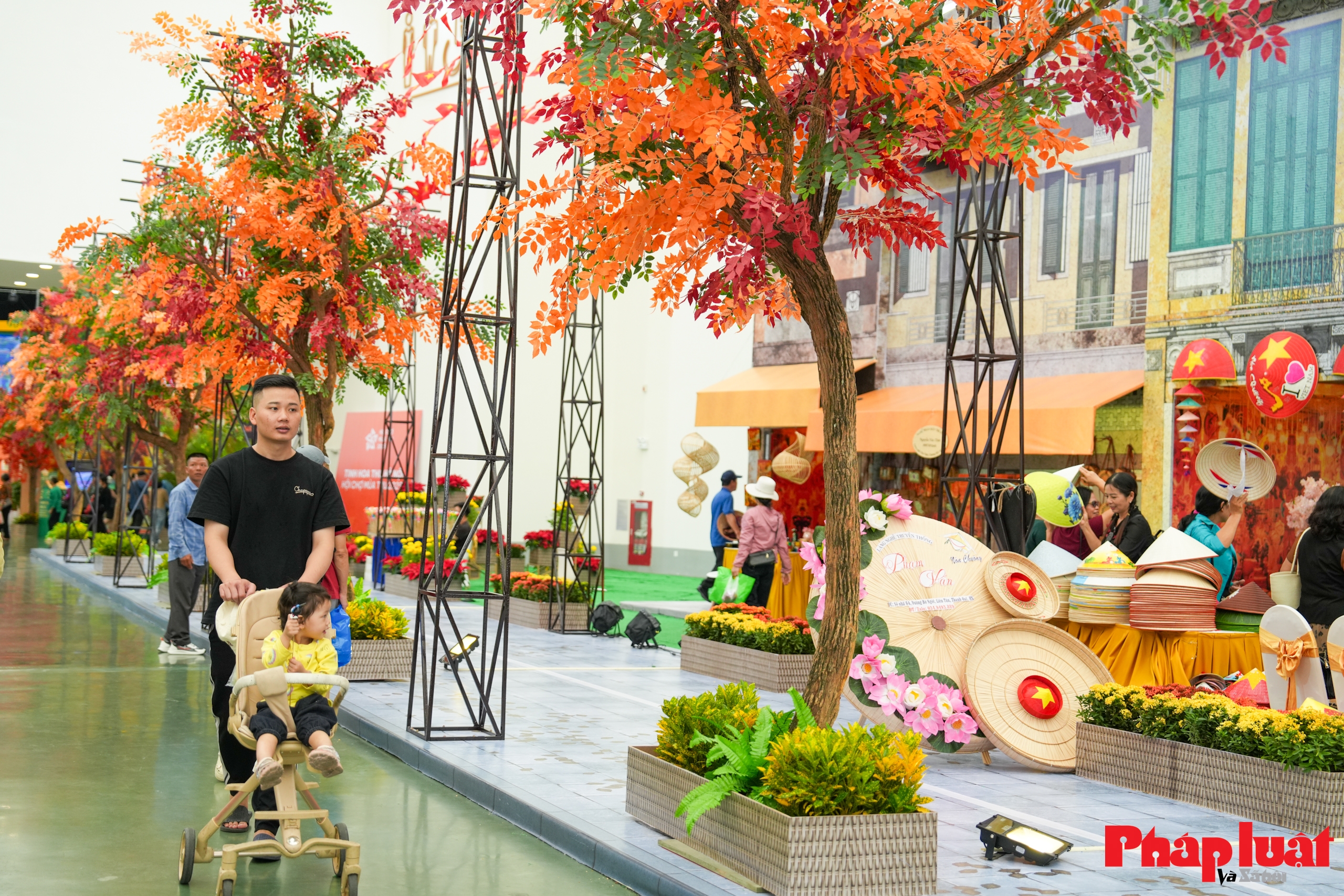 “Tinh hoa Thu Hà Nội” – Không gian văn hoá đặc sắc tại Hội chợ Mùa Thu 2025