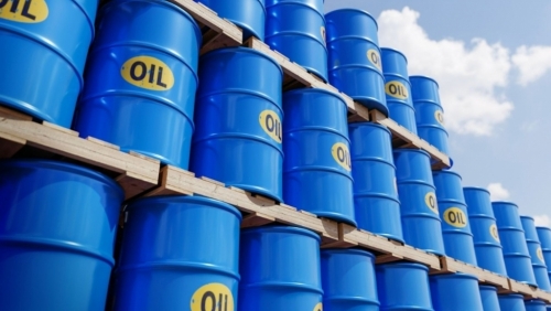 Giá xăng dầu hôm nay 28/10/2025: giá dầu thế giới tiếp tục suy giảm