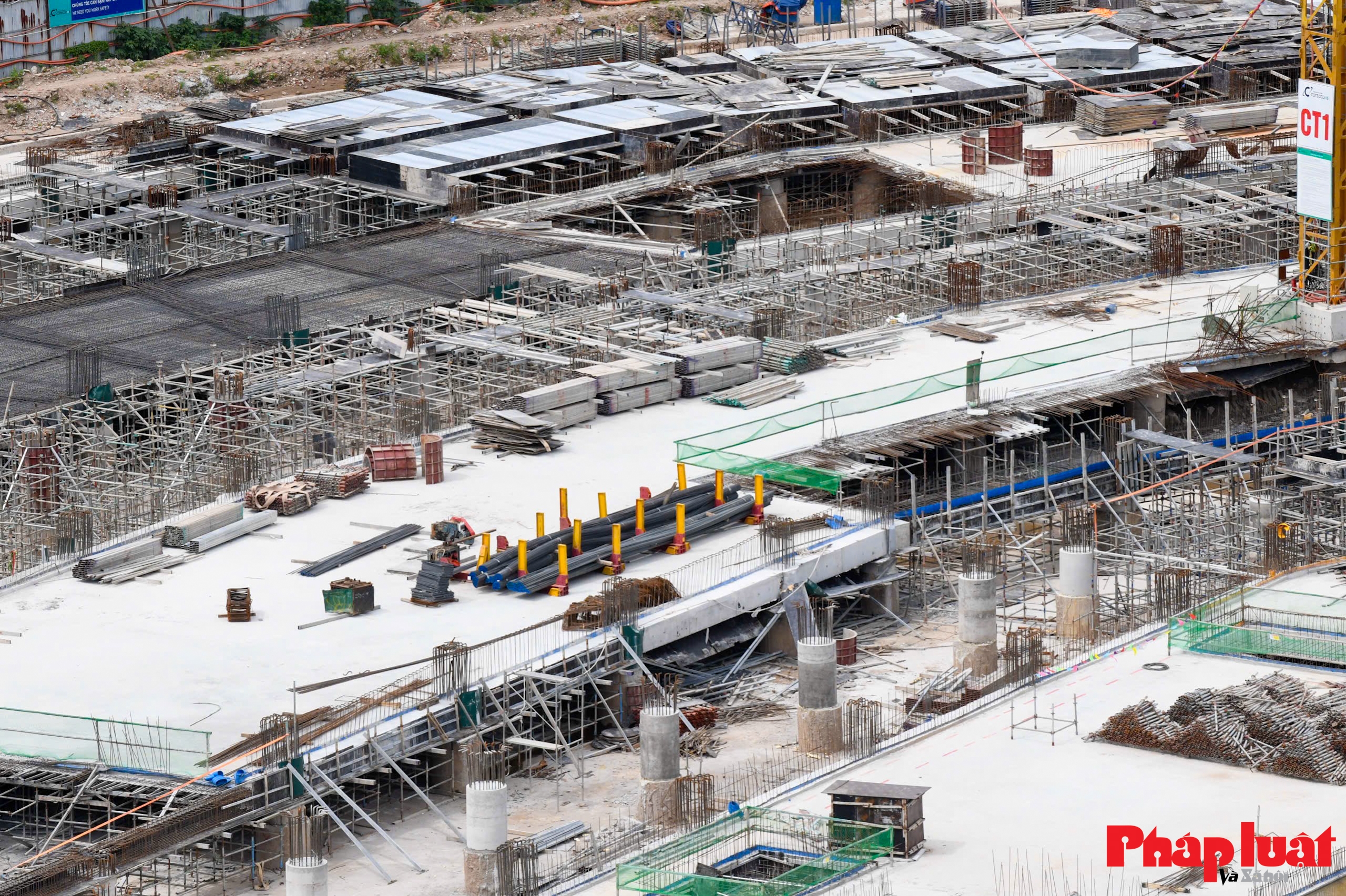 Cận cảnh công trường nghìn tỷ trên đất vàng Giảng Võ Cận cảnh công trường nghìn tỷ trên đất vàng Giảng Võ