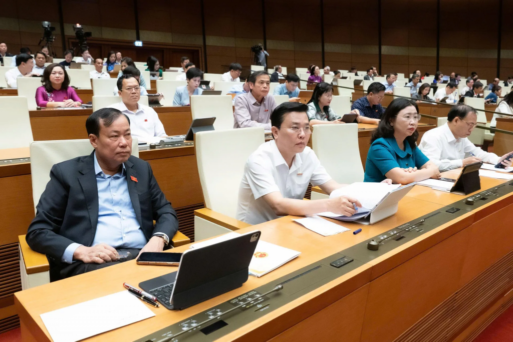 Các đại biểu Quốc hội tham dự phiên làm việc sáng 29/10. Ảnh: Quochoi.vn