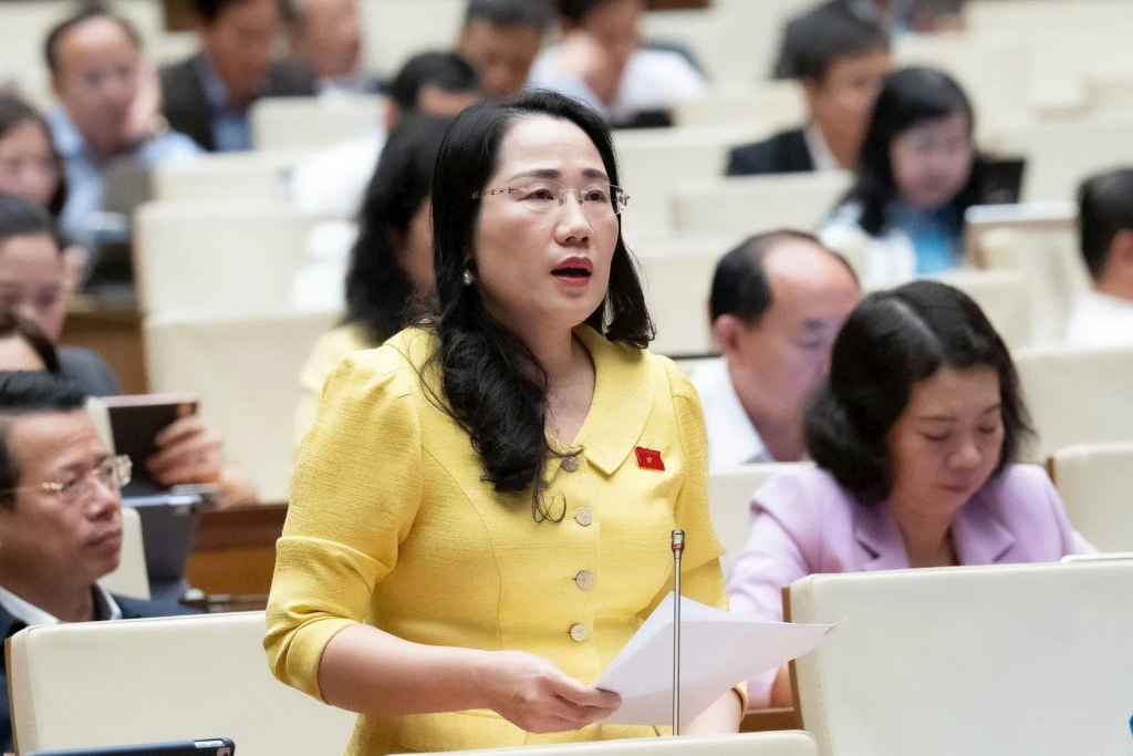 Đại biểu Quốc hội Nguyễn Thị Thủy (đoàn tỉnh Thái Nguyên) phát biểu. Ảnh: Quochoi.vn