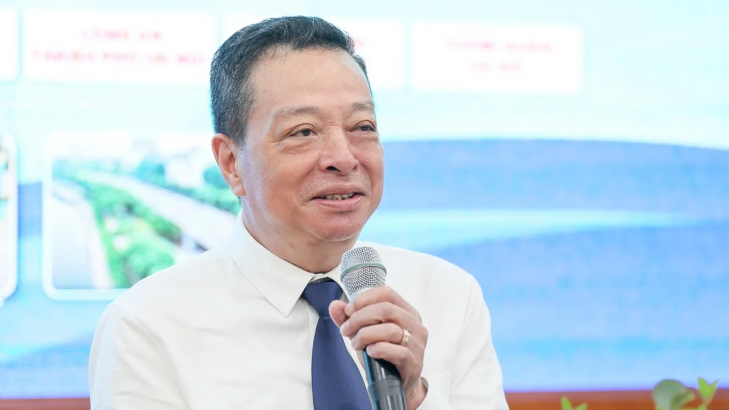 Sinh viên là nòng cốt trong việc hình thành văn hoá giao thông