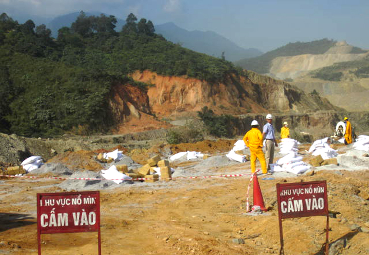 Vi phạm trong lĩnh vực vật liệu nổ công nghiệp sẽ bị phạt đến 200 triệu đồng. Ảnh minh họa