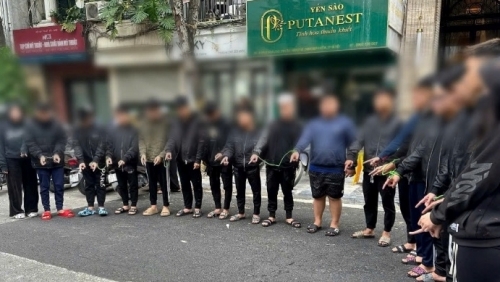 Nguyên nhân một thiếu niên bị chém gây thương tích ở phố Hàm Long