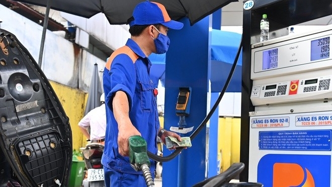 Giá xăng dầu trong nước đồng loạt tăng từ chiều 30/10