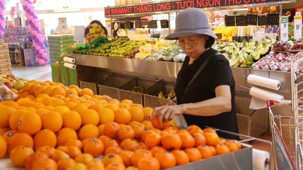 Kiểm soát lạm phát, bứt phá tăng trưởng