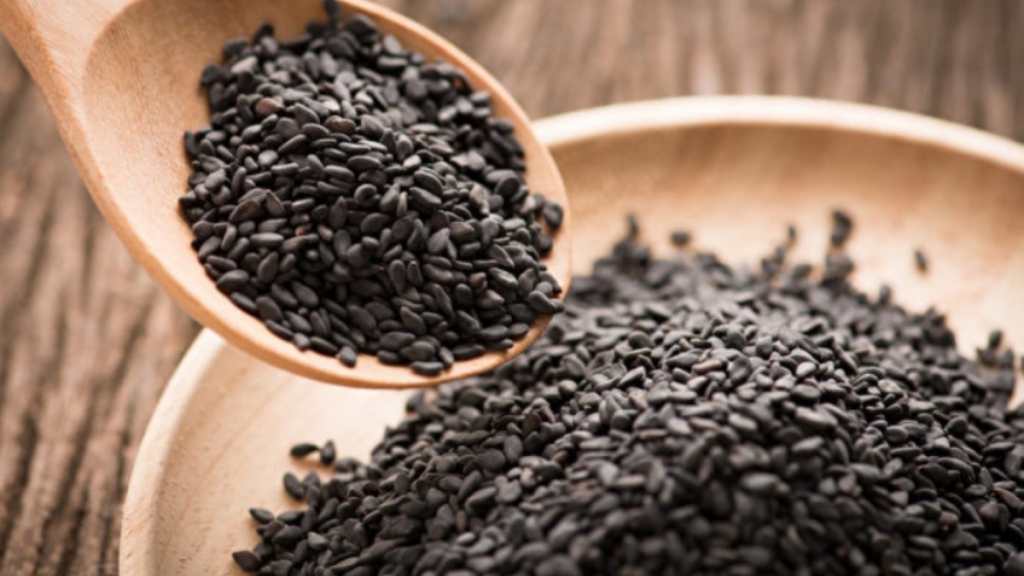 Hạt vừng đen – “siêu thực phẩm” giúp nuôi dưỡng tóc, da và cơ thể từ bên trong