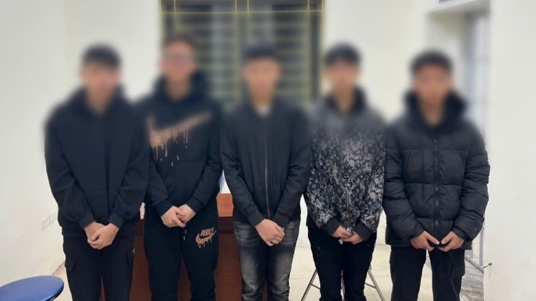 Cảnh sát 141 ngăn chặn nhóm thanh thiếu niên chuẩn bị đánh nhau