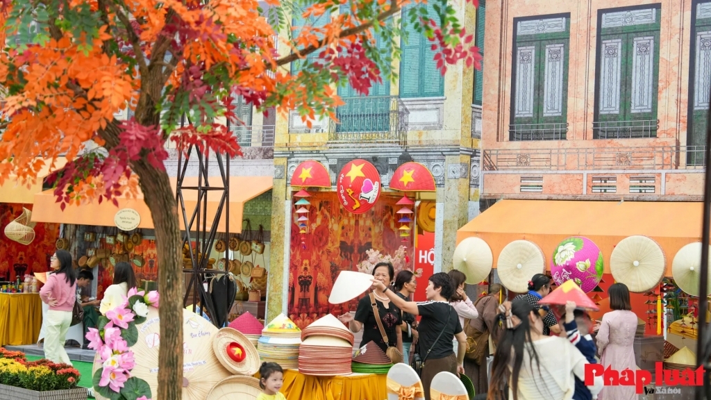 Cuối năm, kinh tế Hà Nội khởi sắc