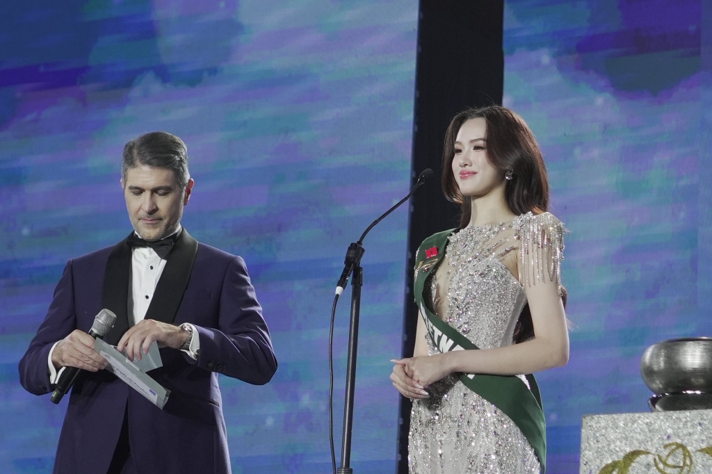 Người đẹp Hà Nội giành Á hậu 2 Hoa hậu Trái Đất 2025 Người đẹp Hà Nội giành Á hậu 2 Hoa hậu Trái Đất 2025