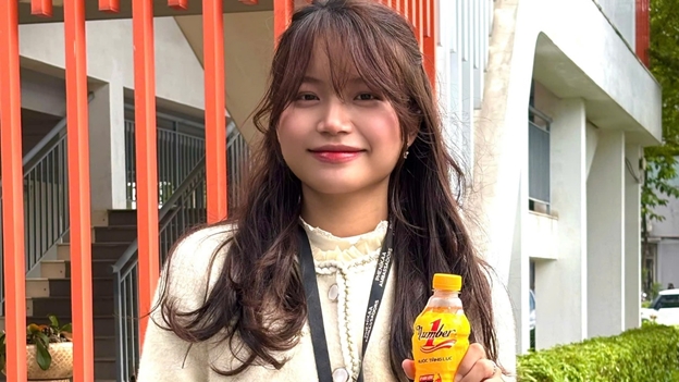 Nữ sinh khoa học công nghệ bền bỉ theo đuổi giấc mơ, miệt mài bên căn phòng lab nhỏ