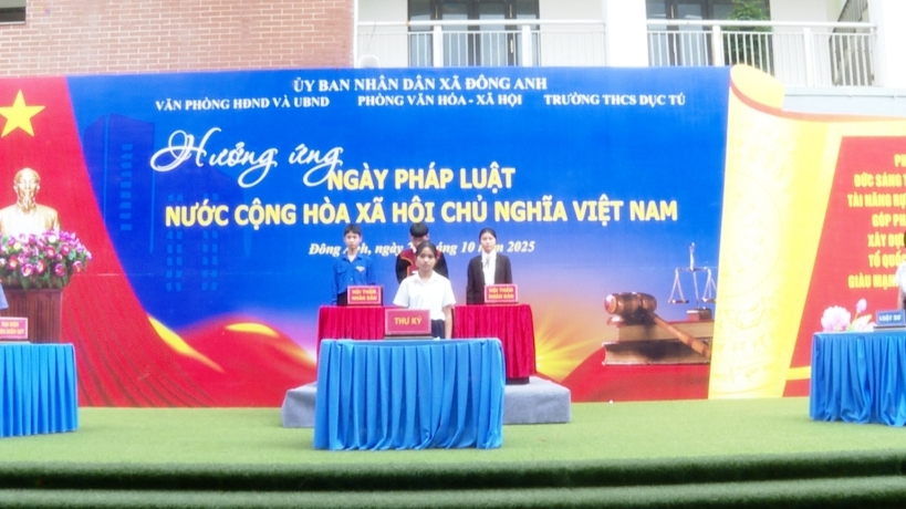 Lan tỏa tinh thần “Sống và làm việc theo Hiến pháp và pháp luật” trong trường học