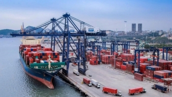 Xuất siêu 19,56 tỷ USD sau 10 tháng, thương mại Việt Nam tăng tốc mạnh mẽ