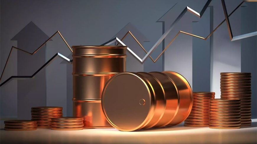 Giá xăng dầu hôm nay 8/11/2025: giá dầu thế giới tiếp tục tăng