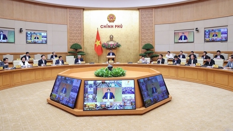 Giữ vững ổn định vĩ mô, thúc đẩy tăng trưởng bền vững