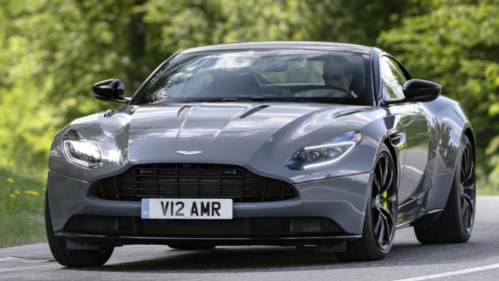 Cập nhật bảng giá xe ô tô Aston Martin mới nhất tháng 11/2025