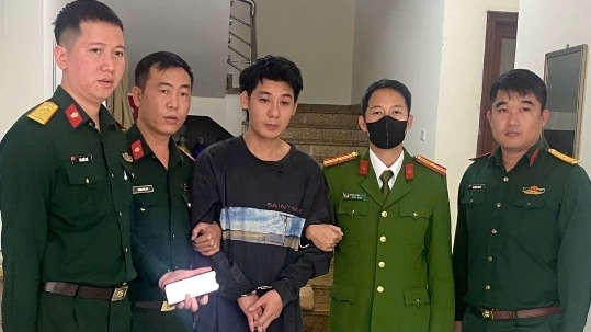 Bắt đối tượng truy nã Phạm Đức Phương tại Trung tâm thương mại