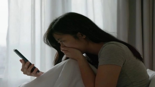 Cô gái ở Hà Nội mất gần 200 triệu đồng khi lên mạng tìm việc làm