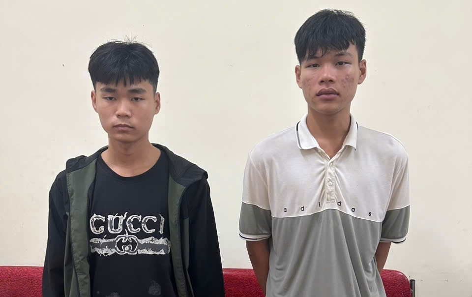 2 đối tượng tại cơ quan công an. Ảnh: CQCA 2 đối tượng tại cơ quan công an. Ảnh: CQCA