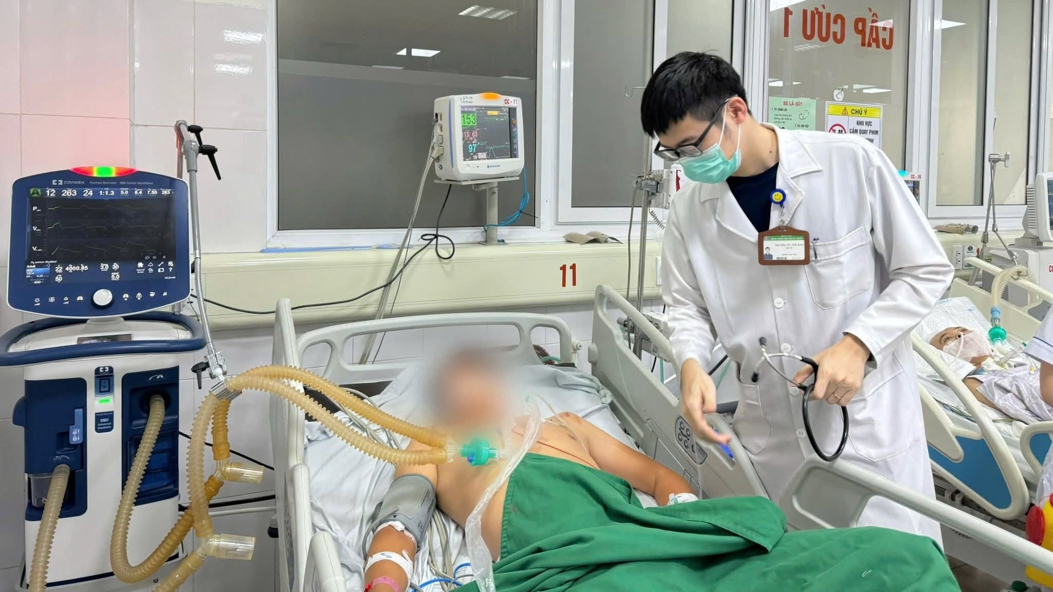 Nam thanh niên 30 tuổi mắc bệnh dại sau 6 tháng bị chó cắn