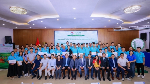 Đào tạo về dinh dưỡng thể thao nâng cao cho các huấn luyện viên và cầu thủ bóng đá