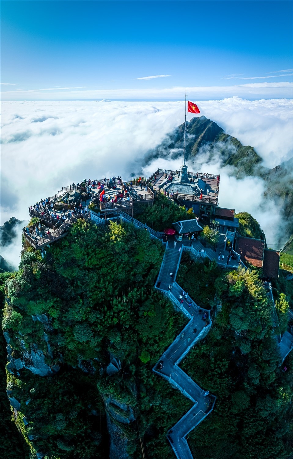 Cơ hội “vàng” để trải nghiệm vẻ đẹp Nóc nhà Đông Dương với mức giá ưu đãi trước kỳ bảo trì