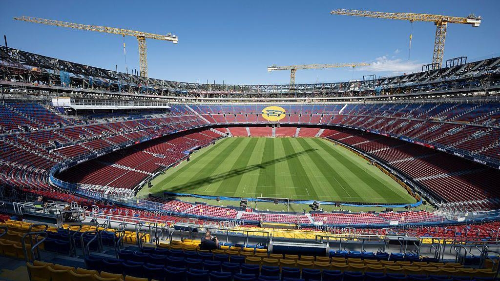 Barcelona ấn định ngày trở lại Nou Camp