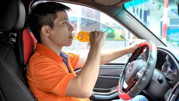 Đa nhiệm là chuyện nhỏ: Gen Z bật bí quyết tỉnh táo tức thì