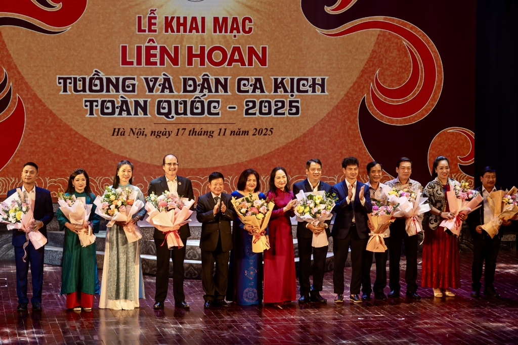 “Gỡ” khó cho nghệ thuật Tuồng trong giai đoạn mới