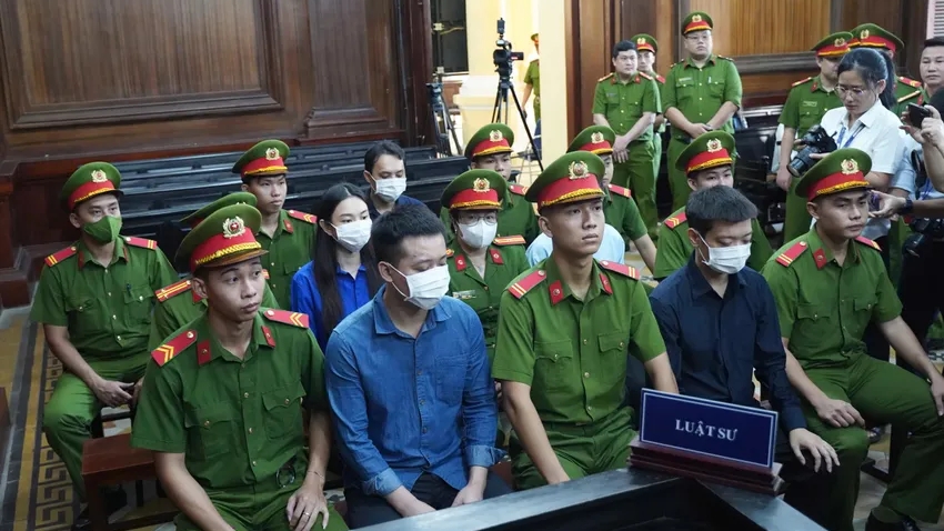 Đề nghị hình phạt các bị cáo trong vụ án tại Tập đoàn Chị Em Rọt