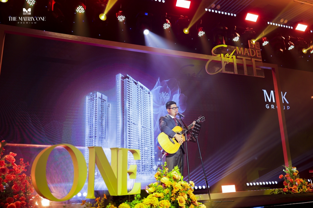 Ca khúc tri ân đến từ đại diện MIK Group Ca khúc tri ân đến từ đại diện MIK Group