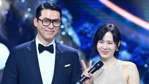 Vợ chồng Hyun Bin và Son Ye Jin cùng thắng giải Rồng Xanh