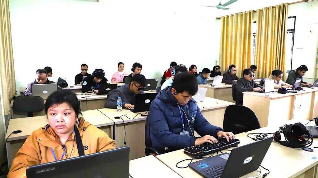 Trao cơ hội để người khiếm thị làm chủ công nghệ số
