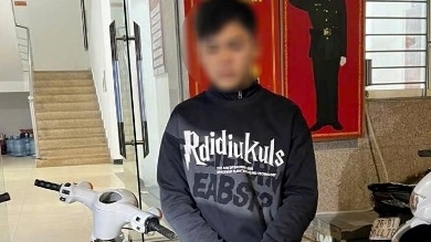 Hà Nội: xử lý nam thanh niên bốc đầu xe trên phố Đại La