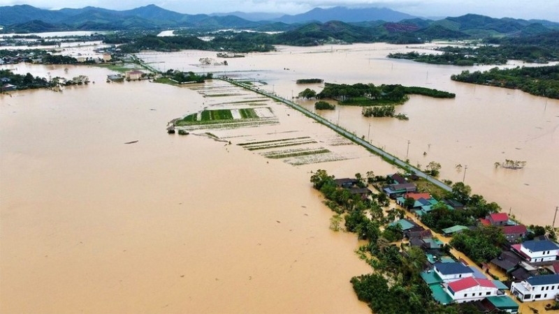 Lũ trên các sông miền Trung tiếp tục xuống, Bắc Bộ duy trì rét khô