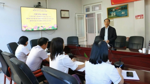 Bệnh viện Bệnh Nhiệt đới Trung ương đẩy mạnh đào tạo, chuyển giao kỹ thuật cho nhiều địa phương trong năm 2025
