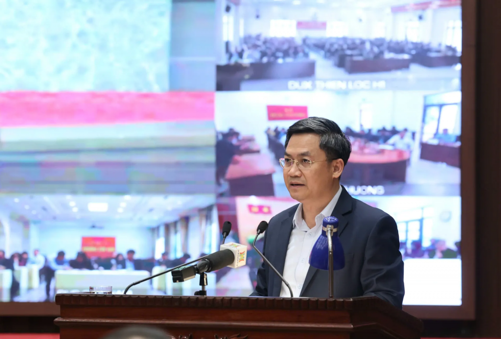 Ủy viên Ban Thường vụ Thành ủy, Trưởng ban Tổ chức Thành ủy Hà Minh Hải quán triệt tới các đại biểu về công tác nhân sự đại biểu Quốc hội và đại biểu HĐND các cấp nhiệm kỳ 2026-2031 tại hội nghị. Ủy viên Ban Thường vụ Thành ủy, Trưởng ban Tổ chức Thành ủy Hà Minh Hải quán triệt tới các đại biểu về công tác nhân sự đại biểu Quốc hội và đại biểu HĐND các cấp nhiệm kỳ 2026-2031 tại hội nghị.