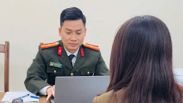 Mẹ ốm, con lên mạng “khoe” có quan hệ với bác sĩ ở Bệnh viện Bạch Mai… và cái kết