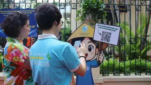 Kỳ 2: “Đi từng ngõ, gõ từng nhà” để tuyên truyền số hóa