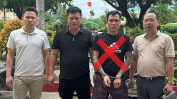 Bắt đối tượng truy nã đặc biệt nguy hiểm Trần Văn Quang