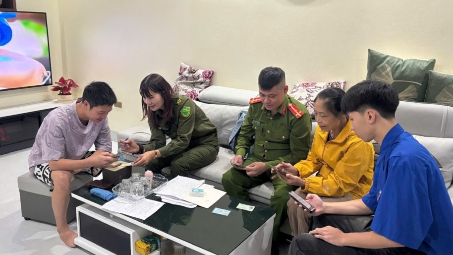 Hà Nội: công an cấp xã lan tỏa khí thế cao điểm làm sạch dữ liệu