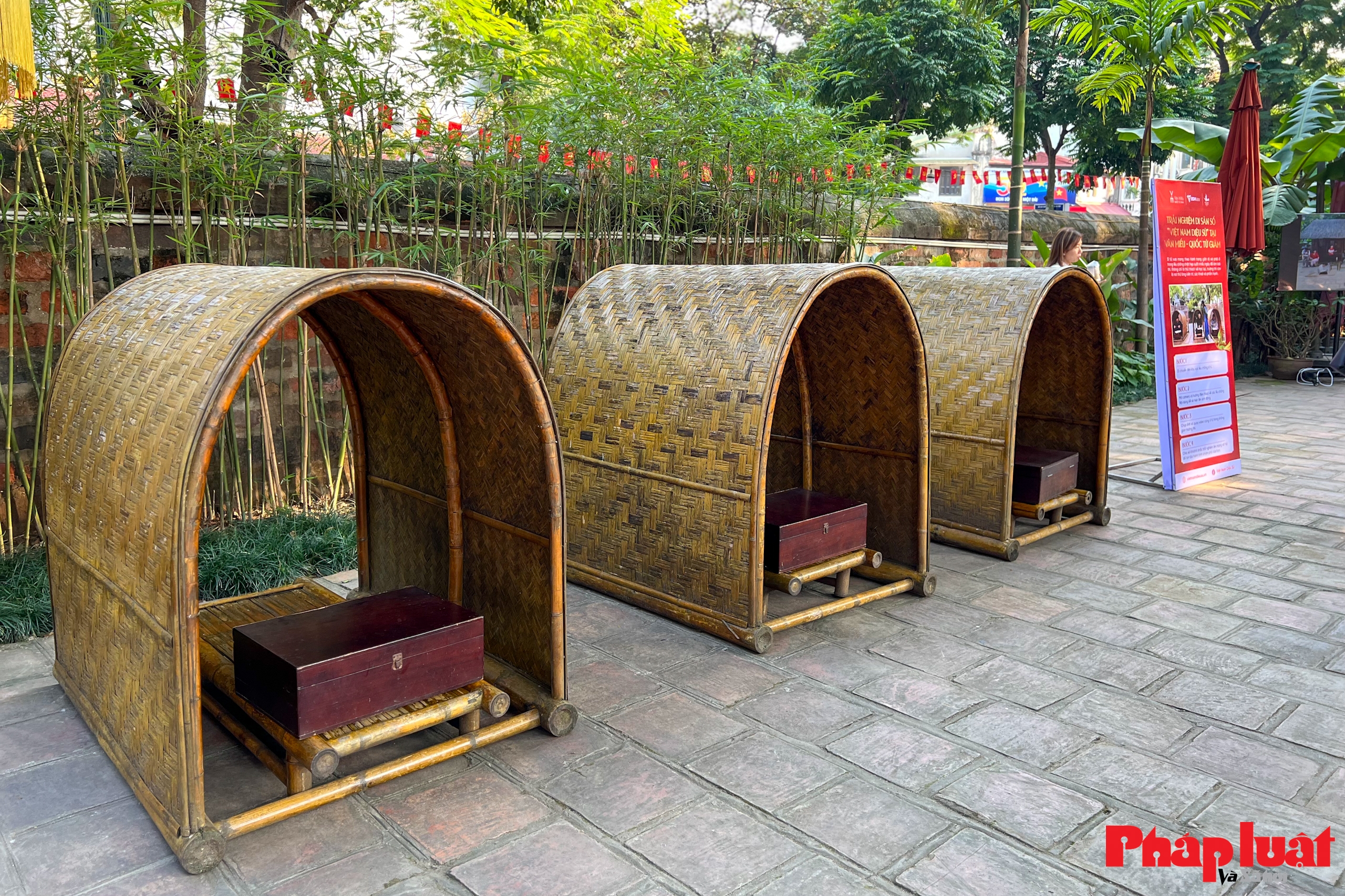 Trải nghiệm hành trình lều chõng khoa cử, đóng vai Trạng nguyên tại Văn Miếu - Quốc Tử Giám