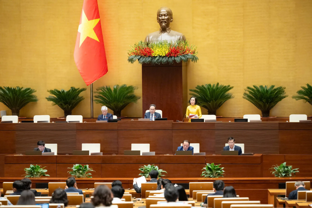 Quang cảnh phiên thảo luận chiều 24/11. Ảnh: Quochoi.vn Quang cảnh phiên thảo luận chiều 24/11. Ảnh: Quochoi.vn