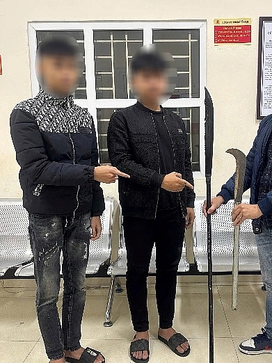 Lực lượng 141 truy bắt nóng hàng loạt đối tượng tàng trữ vũ khí trong đêm