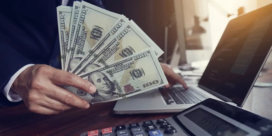 Đồng USD giảm mạnh. Ảnh: Int Đồng USD giảm mạnh. Ảnh: Int