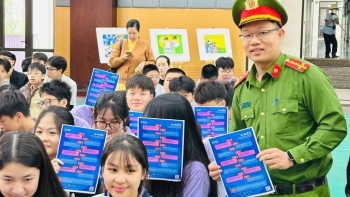 Đổi mới tuyên truyền pháp luật ở phường Tây Hồ