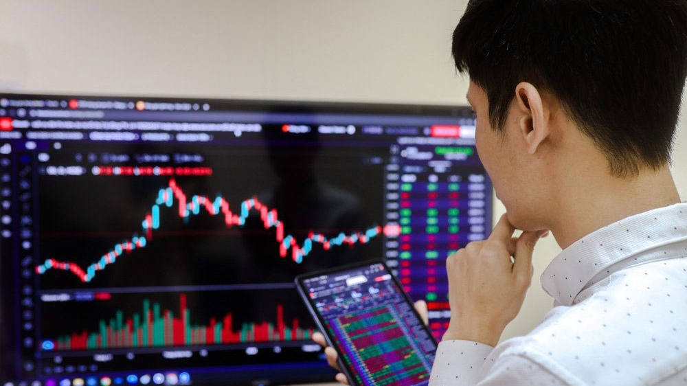 Dự kiến quy định mới về hành nghề chứng khoán